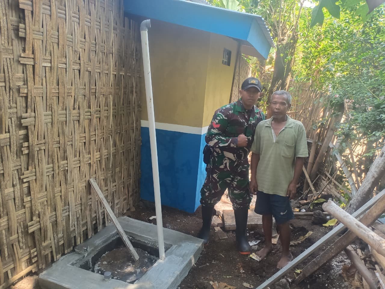 Pembangunan tangki septik individu milik Halimah warga Dusun Sumur RT 14 RW 05, Desa Brabe, Kecamatan Maron, Kabupaten Probolinggo telah rampung 100 persen dan siap difungsikan. (Foto: ist).