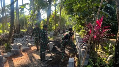 Sentuhan Bekisting di Jalur Klagin, Semangat Satgas TMMD Menembus 500 Meter