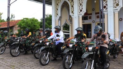 Menembus Jalan Sempit Demi Harapan Desa: Kisah Kunjungan Tim Wasev TMMD Ke-128 di Brabe