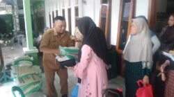 Kegiatan Non Fisik TMMD Ke-128, Dinas Ketahanan Pangan Berikan Bantuan Sembako kepada Warga Desa Brabe