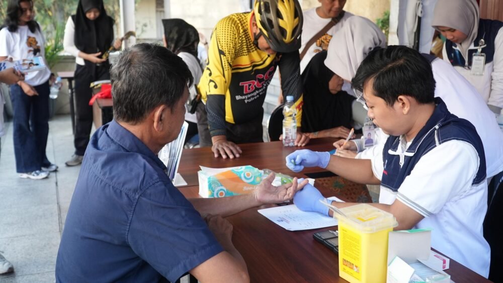 Imigrasi Kediri Buka Layanan Paspor di CFD, Diserbu Warga