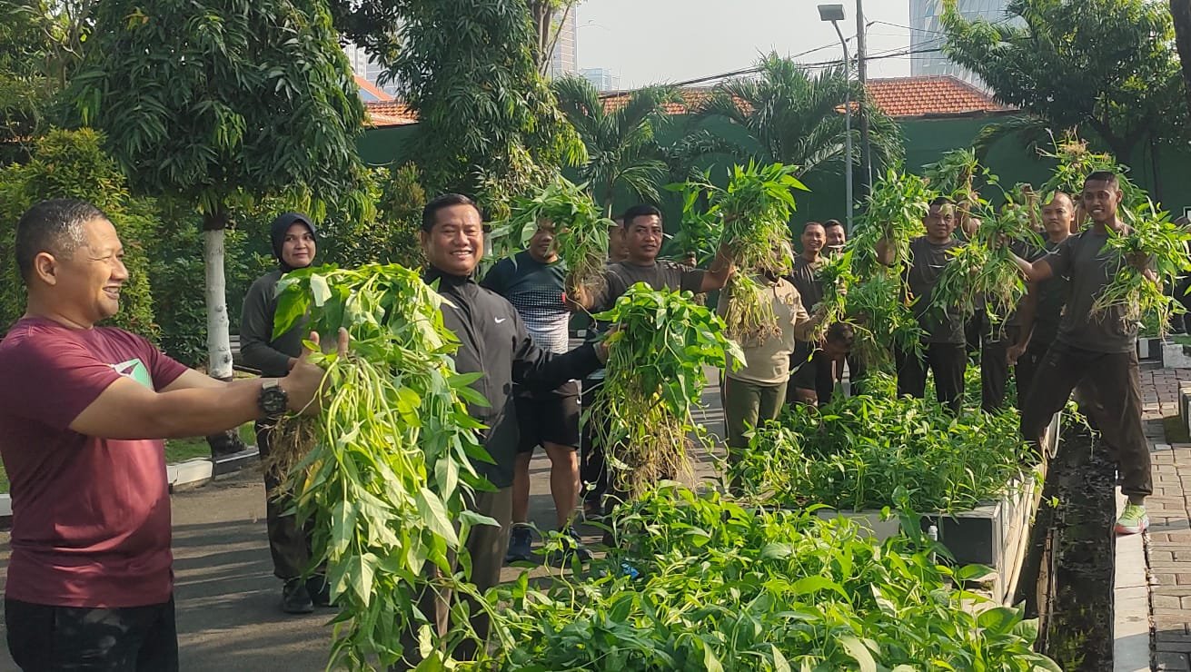 Dukung Ketahanan Pangan Danrem Panen Raya Bersama Prajurit