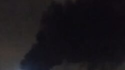 Kebakaran Gudang di Kalideres Picu Ledakan, Puluhan Mobil Damkar Dikerahkan