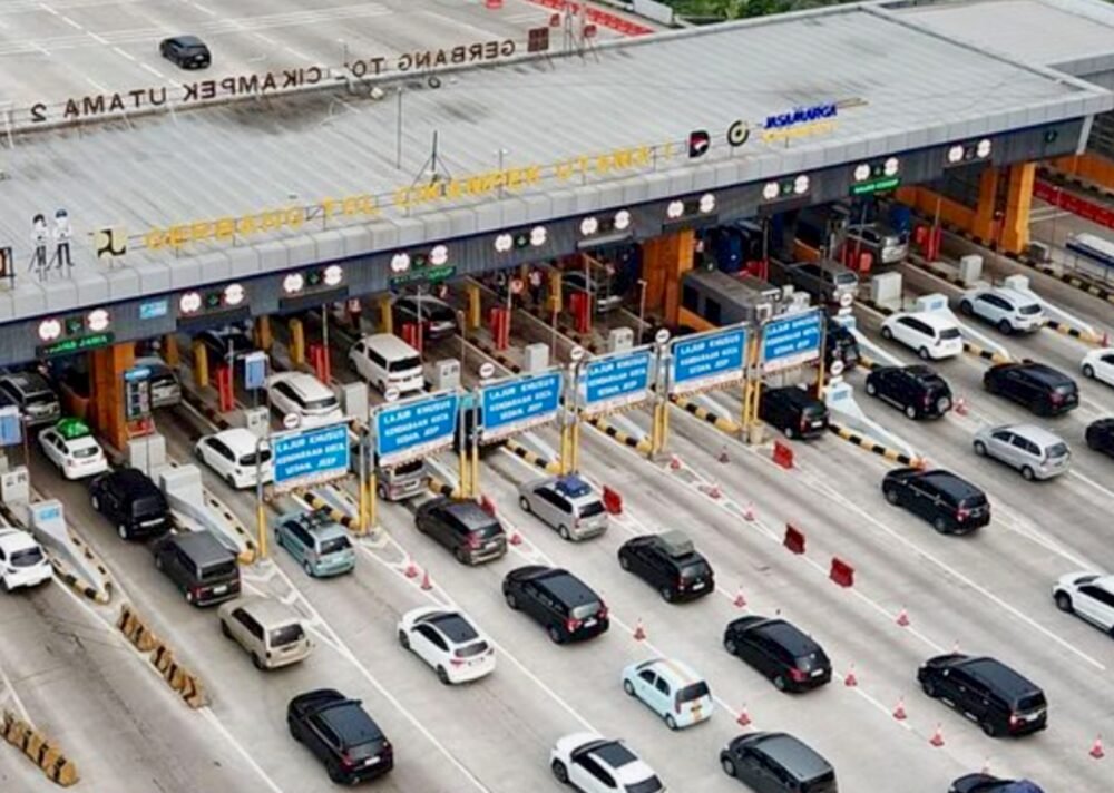Libur Idul Adha, Volume Lalu Lintas ke Arah Trans Jawa dan Bandung Meningkat