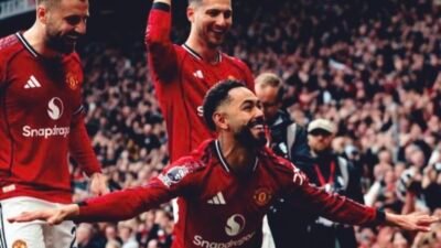 Manchester United Amankan Tiket Liga Inggris Usai Tumbangkan Liverpool