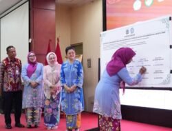 Peringati Hari Kartini, PKK Jakarta Timur Deklarasikan Gerakan Pilah Sampah dari Rumah