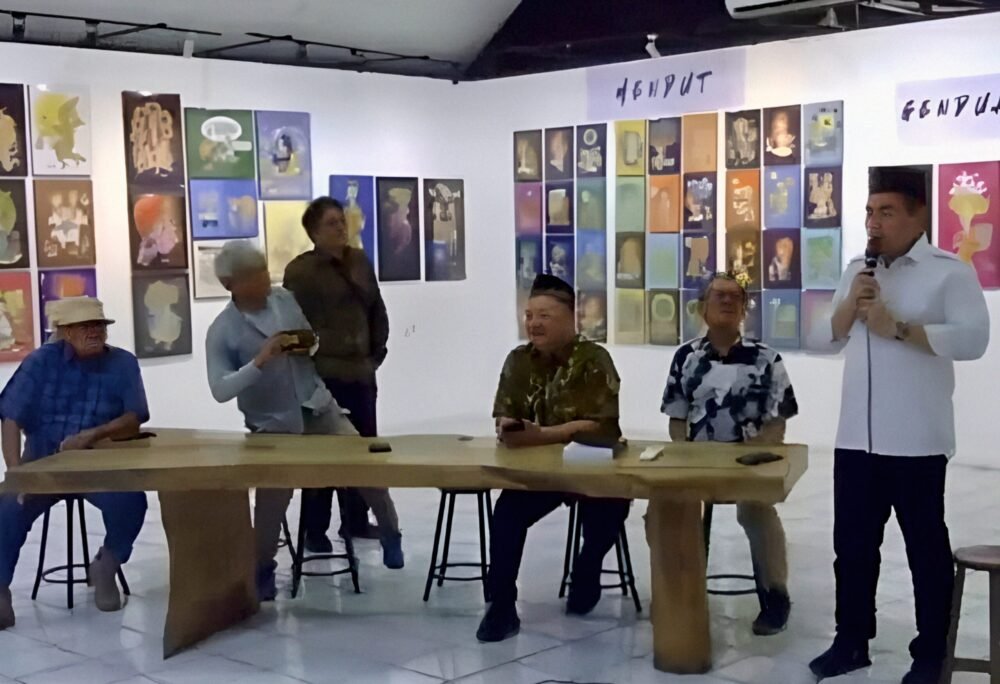 Pameran Lukisan Anwar Rosyid Usung Pesan Sosial dan Refleksi Publik