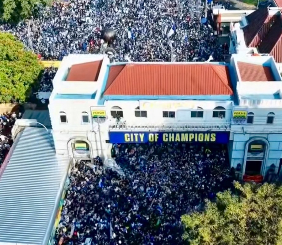 Dedi Mulyadi: Gelar Tiga Kali Beruntun Persib Bandung Bukti Profesionalisme Klub