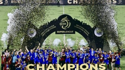 Persib Cetak Hattrick Juara ISL, Euforia Bobotoh Menggema di GBLA