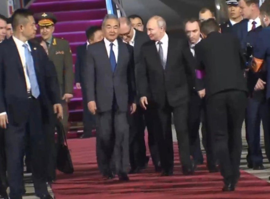 China Sebut Kunjungan Putin Perkuat Kemitraan Strategis dengan Rusia