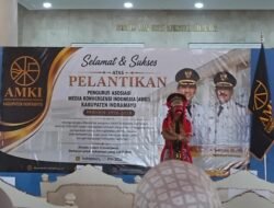 Tari Topeng Sanggar Swarna Dahayu Meriahkan Pelantikan Pengurus AMKI Indramayu