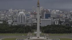 Langit Jakarta Dominan Berawan, BMKG Prakirakan Hujan Turun Bertahap