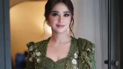 Dewi Perssik