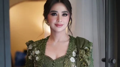 Dewi Perssik