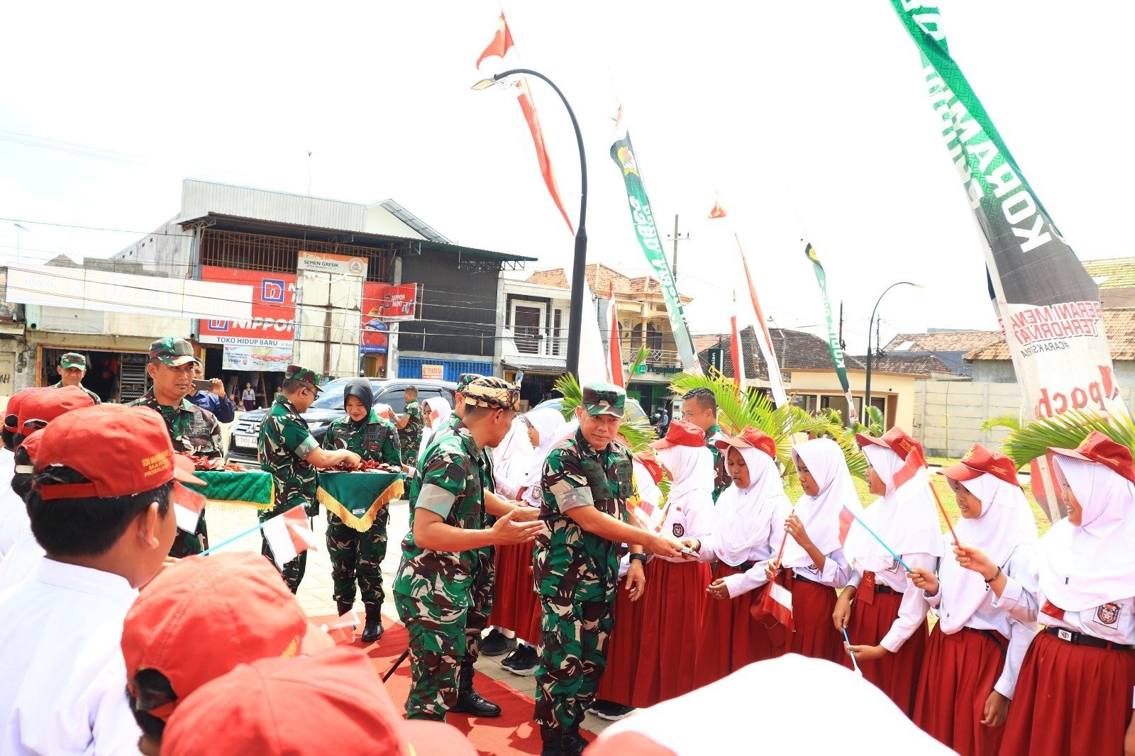 Semangat Warga Brabe Sambut Tim Wasev TMMD Ke-128, Gotong Royong Jadi Kekuatan Membangun Desa