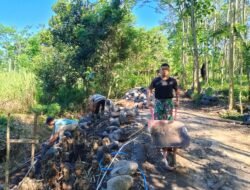 Di Tengah Semangat Gotong Royong, TPT Dusun Klagin Hampir Rampung