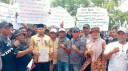 Ratusan Pekerja PTPN IV Cot Girek Datangi Kantor Bupati Aceh Utara, Minta Kepastian Sengketa Lahan