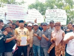 Ratusan Pekerja PTPN IV Cot Girek Datangi Kantor Bupati Aceh Utara, Minta Kepastian Sengketa Lahan