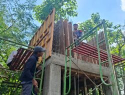 Pembangunan Tandon Air SPAM Program TMMD Ke-128 Kodim 0820/Probolinggo, Proses Pengecoran Dinding Tandon Air Dimulai