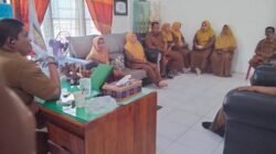 Pimpin Rapat Staf, Camat Tanjung Balai Matangkan Persiapan Pilkades hingga Ekspos 2026