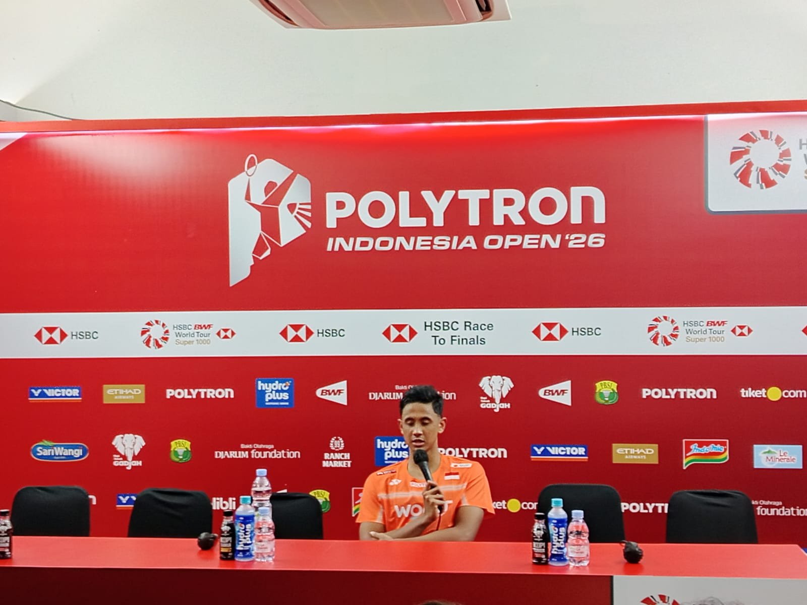 Alwi Farhan Melaju ke 16 Besar Indonesia Open
