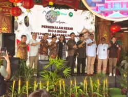 Kelahiran Pertama Bayi Panda Raksasa di Indonesia Dikenalkan Pada Publik di Taman Safari Bogor