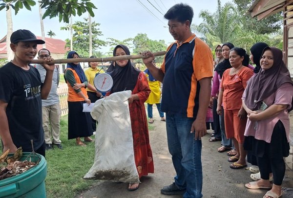 Hari Lingkungan Hidup Sedunia, PTPN IV PalmCo Perkuat Komitmen ESG melalui Aksi Nyata