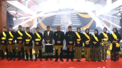 Dandim Probolinggo Dikukuhkan Sebagai Warga Kehormatan Suku Tengger