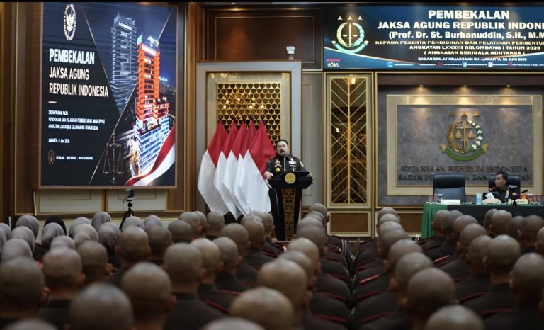 ST Burhanuddin Larang Jaksa Bergaya Hidup Mewah