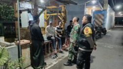 Cegah Gangguan Kamtibmas, Koramil Kanigaran Pantau Siskamling Wilayah Binaan