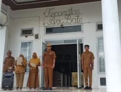 Camat Air Batu Tekankan Disiplin Aparatur
