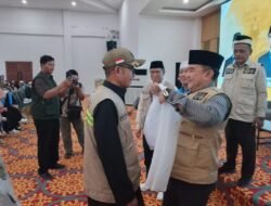Sekda Kabupaten Tangerang Sambut Kedatangan 392 Jamaah Haji Kloter 12