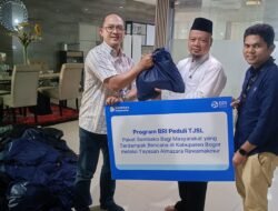 BRI KC Cibubur Salurkan Paket Sembako bagi Korban Bencana di Kabupaten Bogor
