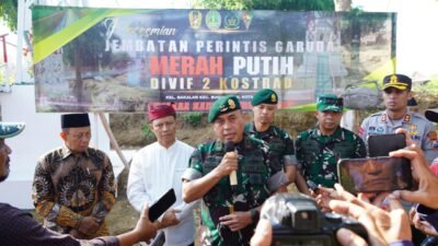 Dandim 0819/Pasuruan Dampingi Pangdivif 2 Kostrad Resmikan Jembatan Perintis Garuda