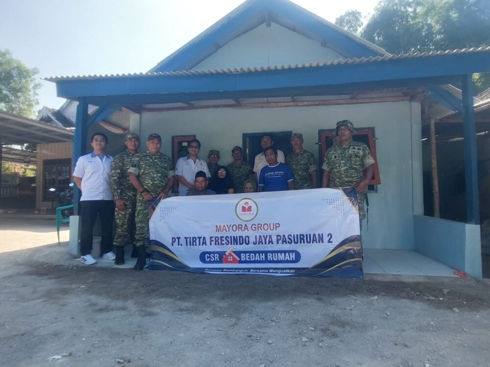 Batuud Koramil Hadiri Serah Terima RTLH Bantuan CSR PT Tirta Fresindo Jaya di Kejayan