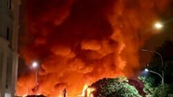 Kebakaran Landa Permukiman Padat di Kemayoran, Ratusan Petugas Diterjunkan