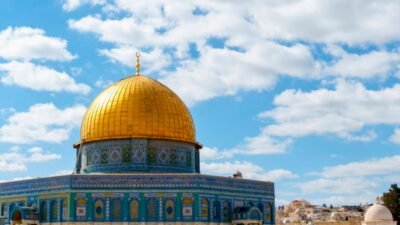 Pengibaran Bendera Israel di Al-Aqsa Tuai Kecaman Dunia Islam