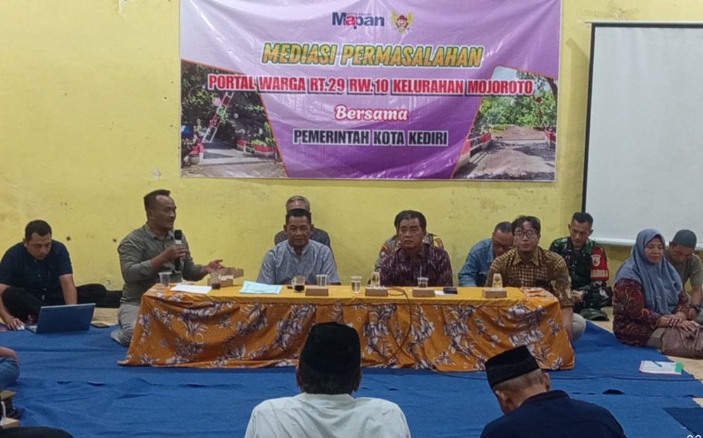 Viral Portal di Mojoroto, Pemkot Kediri: Legal untuk Keamanan Bukan Isolasi 