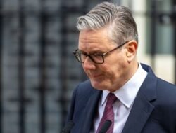 Dampak Kekalahan Partai Buruh, PM Inggris Keir Starmer Undurkan Diri