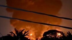 Pabrik Karet di Tanah Tinggi Kota Tangerang Terbakar
