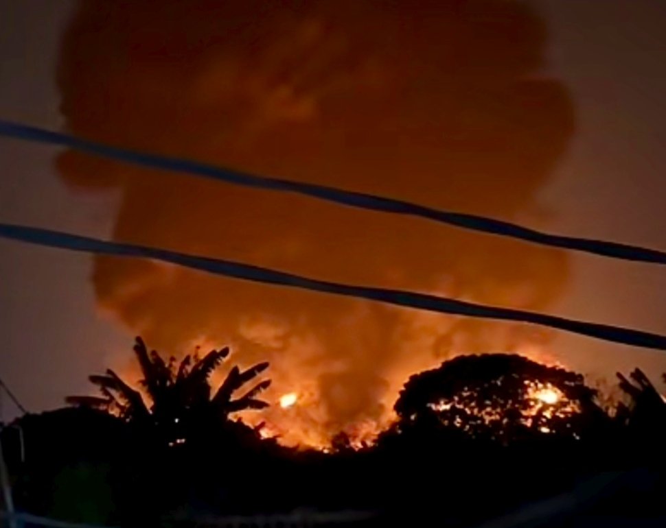 Pabrik Karet di Tanah Tinggi Kota Tangerang Terbakar