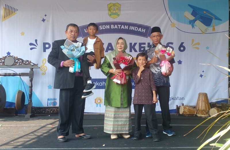 SDN Batan Indah Gelar Pentas Seni