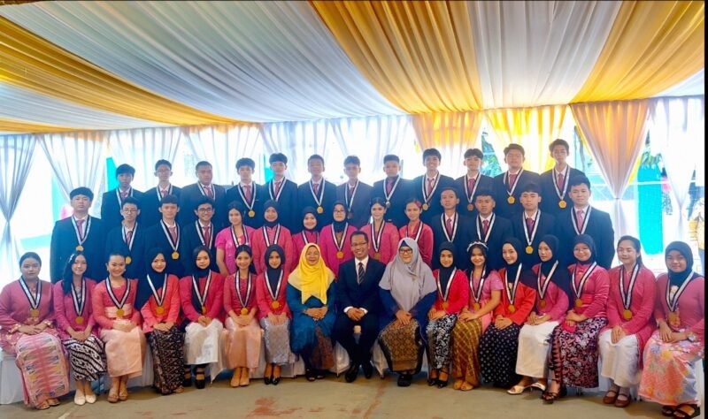 Jadi SMP Negeri Terbaik, SMPN 8 Tangsel Lepas 503 Siswa Angkatan ke-38