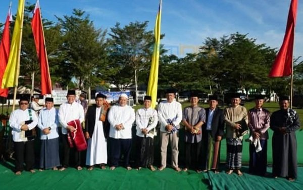 Bupati dan Wabup Bengkulu Selatan Shalat Idul Adha Bersama Masyarakat di Lapangan Sekundang