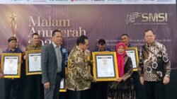 Pemred Sudut Pandang Umi Sjarifah Terima Anugerah SMSI 2026