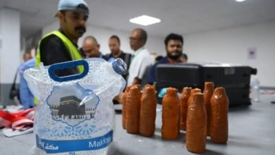 Air Zam Zam Dibagikan Untuk Semua Jamaah Haji, Kemenhaj: Jangan Memasukkan ke Koper Bagasi-Kabin