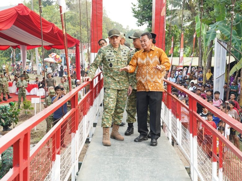 Jembatan Gantung Garuda