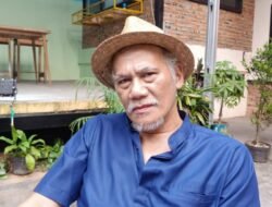 Dewi Irawan Ungkap Kondisi Tio Pakusadewo, Masih Jalani Perawatan Intensif