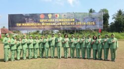 Persit Kodim 0821 Perkuat TMMD Lumajang
