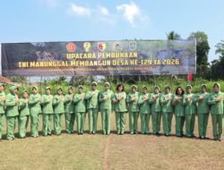 Persit Kodim 0821 Perkuat TMMD Lumajang